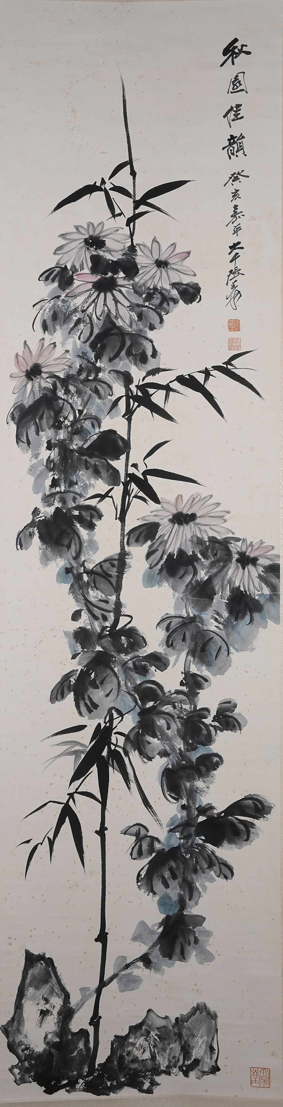 A FLOWER PAINTING ON PAPER BY ZHANG DAQIAN.張大千