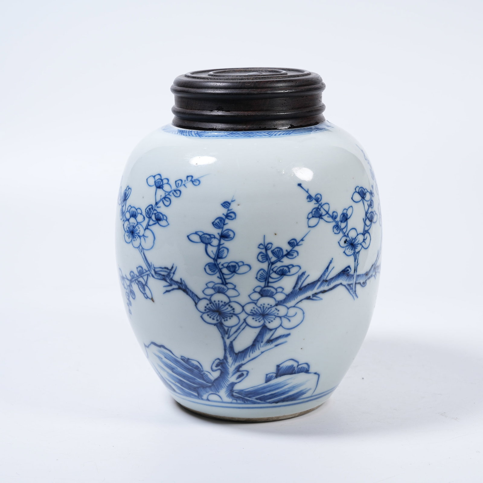A BLUE AND WHITE COVERED JAR WITH FLOWER AND BIRD PATTERNS: Blue and White Covered Jar with Flower and Bird Patterns