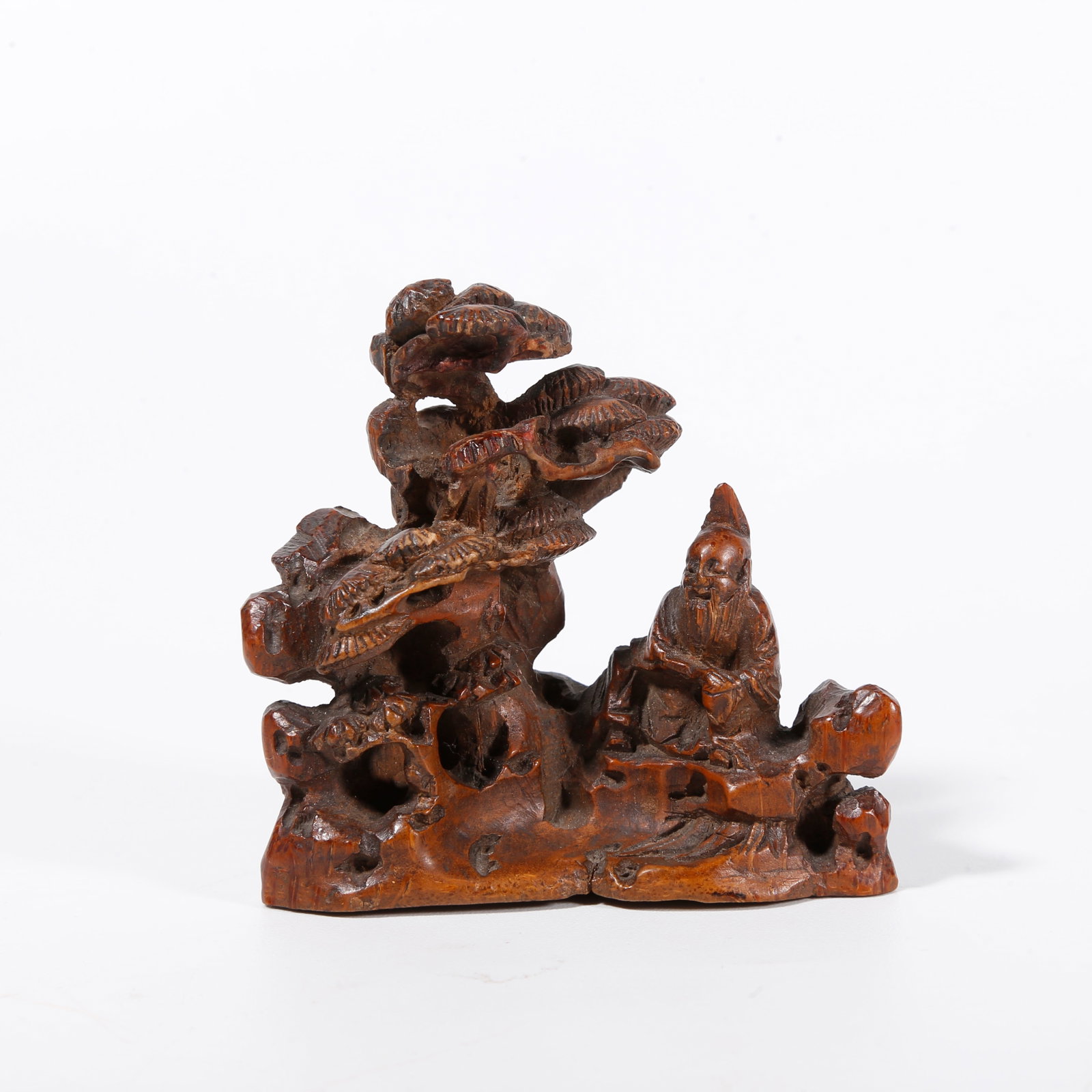 A BAMBOO ORNAMENT CARVED WITH FIGURE PATTERNS: Bamboo Ornament Carved with Figure Patterns