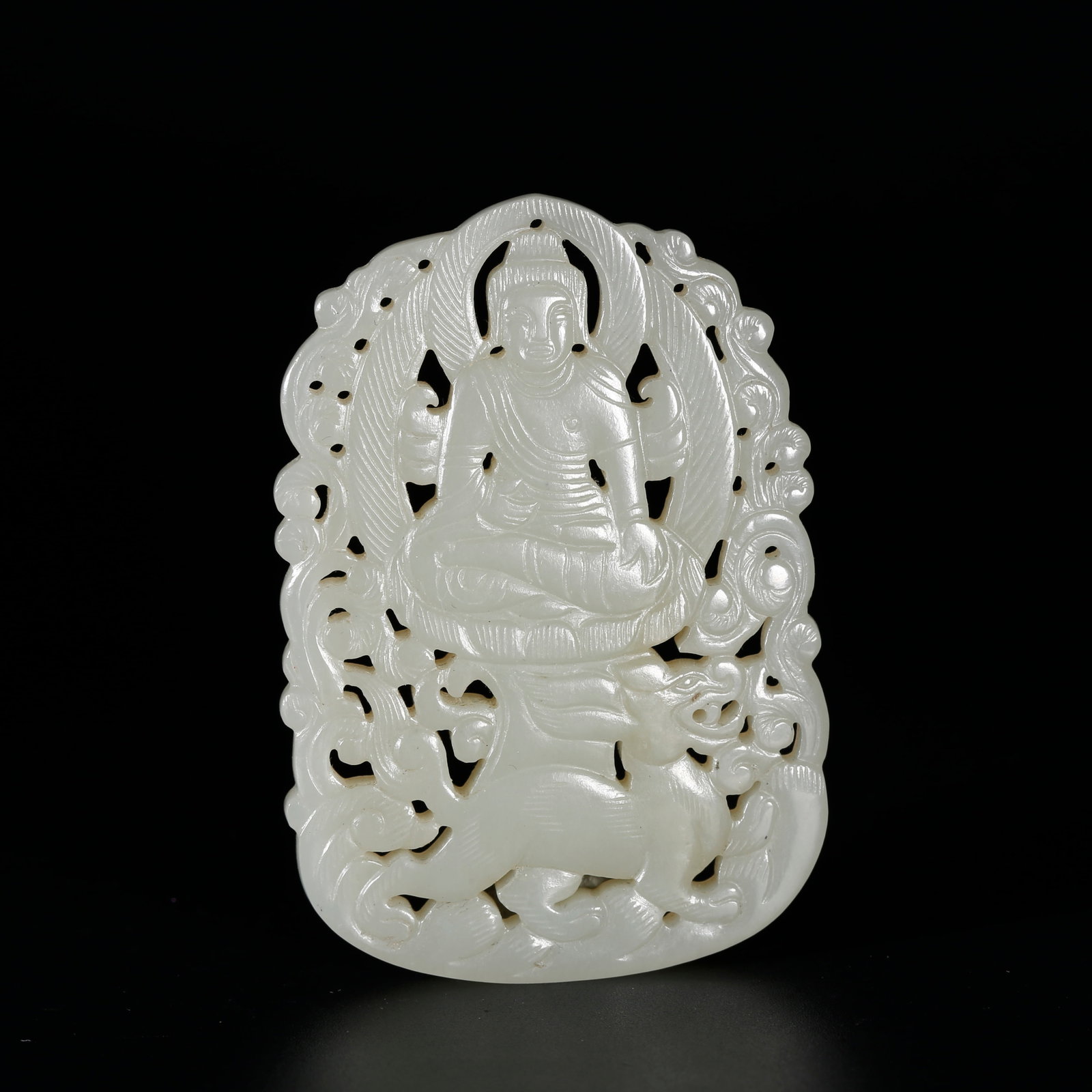 A HETIAN JADE PLAQUE CARVED WITH BUDDHA PATTERNS (1 of 8)