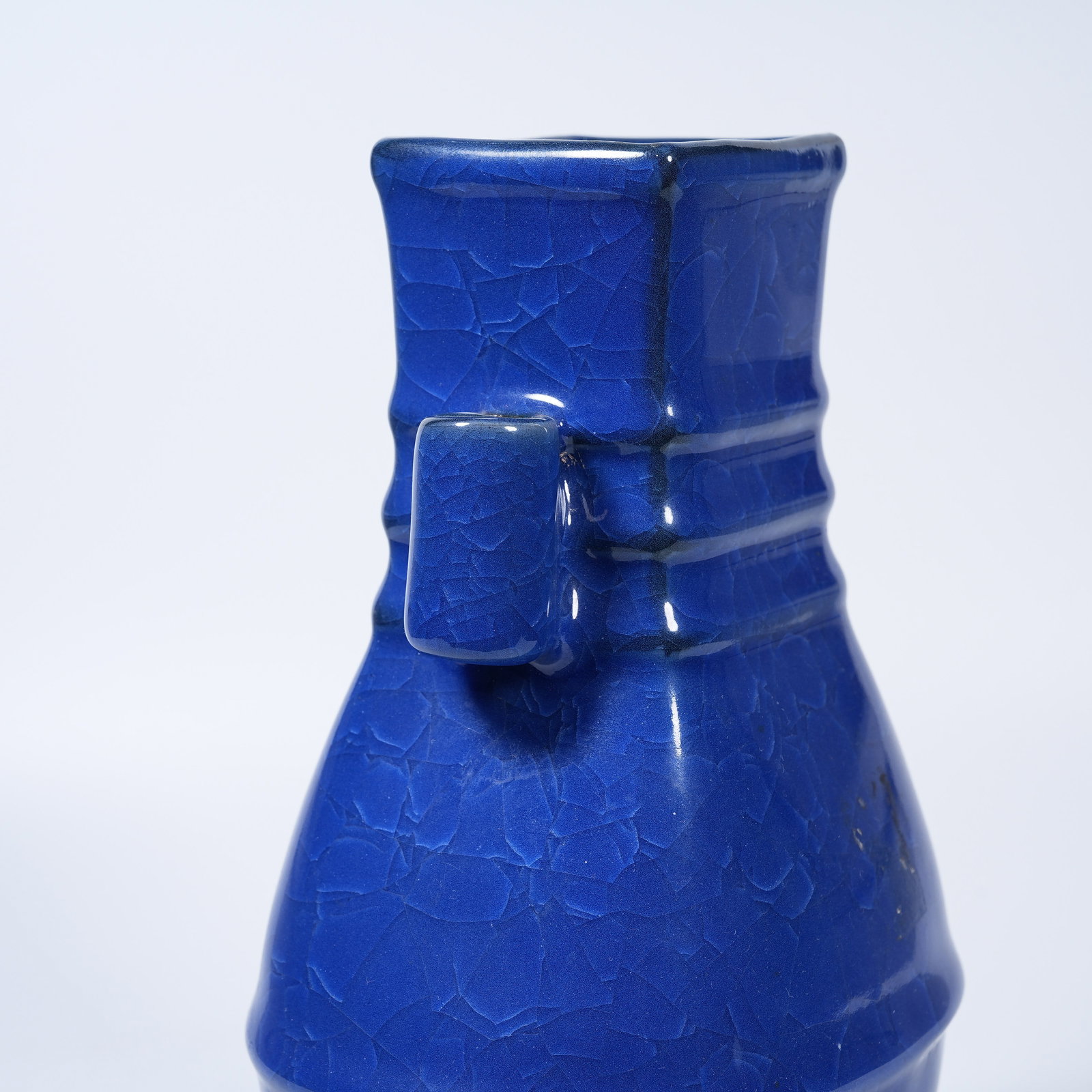 A SACRIFICIAL BLUE GLAZE PIERCED-EAR VASE - 4