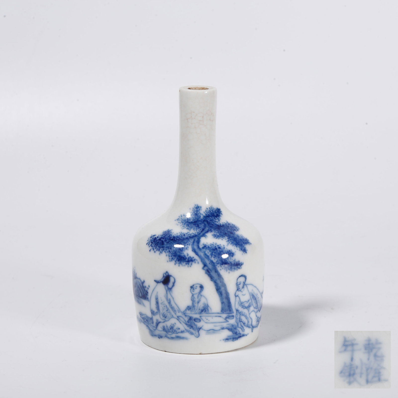 A BLUE AND WHITE RATTLE ZUN WITH NARRATIVE FIGURE PATTERNS: Blue and White Rattle Zun with Narrative Figure Patterns