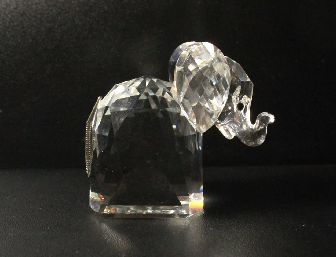 SWAROVSKI SILVER CRYSTAL ELEPHANT FIGURINE WITH METAL TAIL (1 of 2)