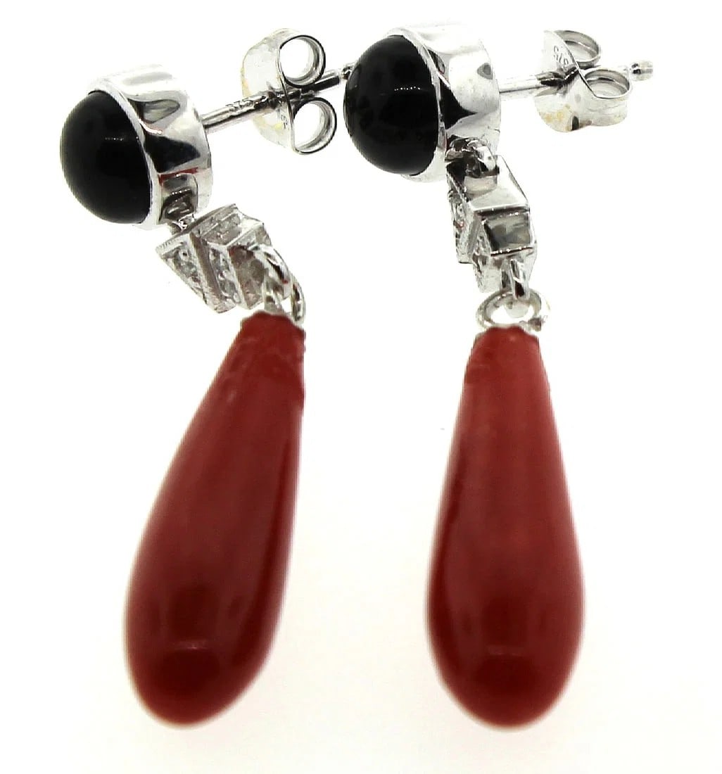 MOMO CORAL, BLACK ONYX & DIAMOND EARRINGS IN 9CT WHITE GOLD (PAIR): Momo Coral, Black Onyx & Diamond Earrings in 9ct White Gold (Pair)