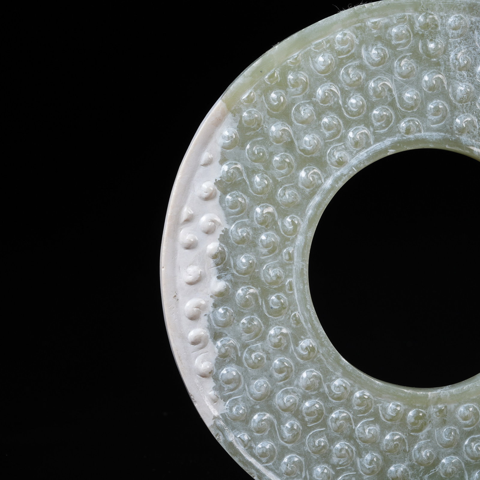 A ANCIENT JADE BI DISC WITH HOOKED CLOUD PATTERN - 2