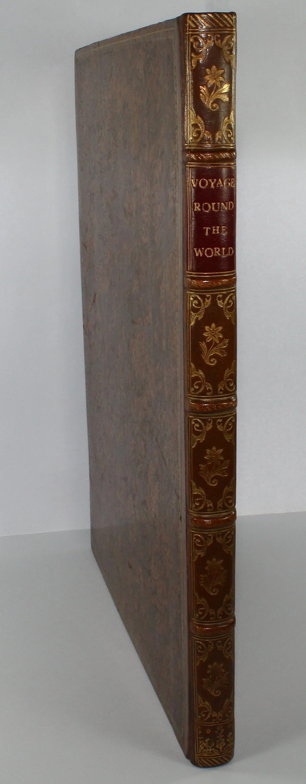 AN OFFICER ON BOARD 'A VOYAGE ROUND THE WORLD . MDCCLXXII, LXXIII, LXXIV, LXXV BY CAPTAIN JAMES COOK: An Officer on Board 'A Voyage Round the World . MDCCLXXII, LXXIII, LXXIV, LXXV by Captain James Cook