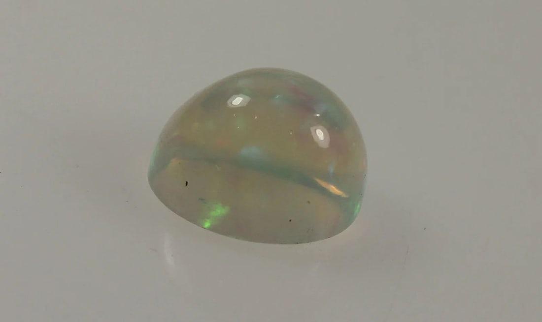 AUSTRALIAN CABOCHON WHITE OPAL (1 of 2)