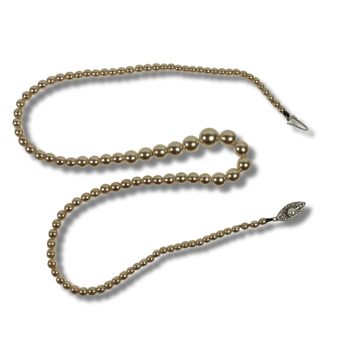 SMALL GRADUATED FAUX PEARL NECKLACE WITH 9CT WHITE GOLD CLASP: Small graduated Faux Pearl Necklace with 9ct White Gold Clasp