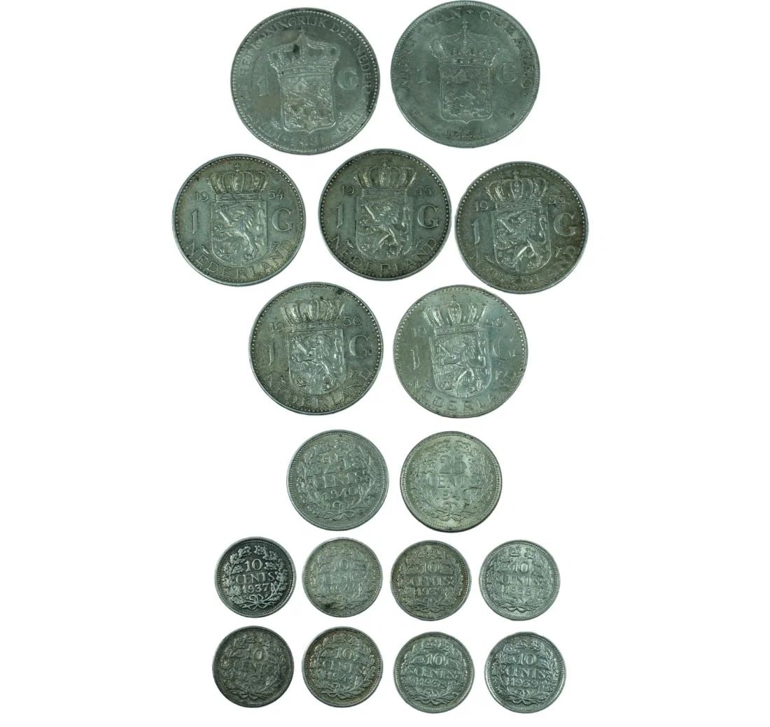 NETHERLANDS SILVER (0.840) 10C (8), 25C (2) & GULDERS (7), VERY FINE TO UNCIRCULATED (17 COINS): Netherlands Silver (0.840) 10c (8), 25c (2) & Gulders (7), Very Fine to Uncirculated (17 coins)