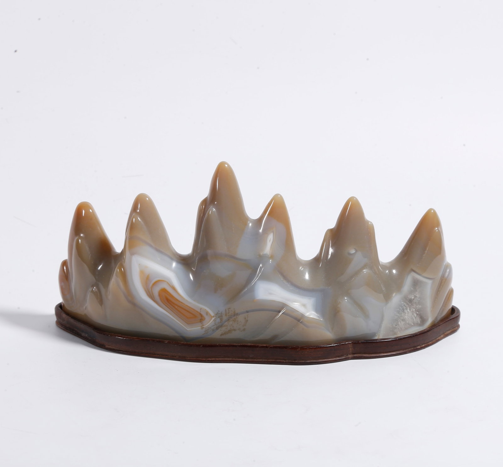 A AGATE MOUNTAIN-SHAPED BRUSH REST (1 of 9)