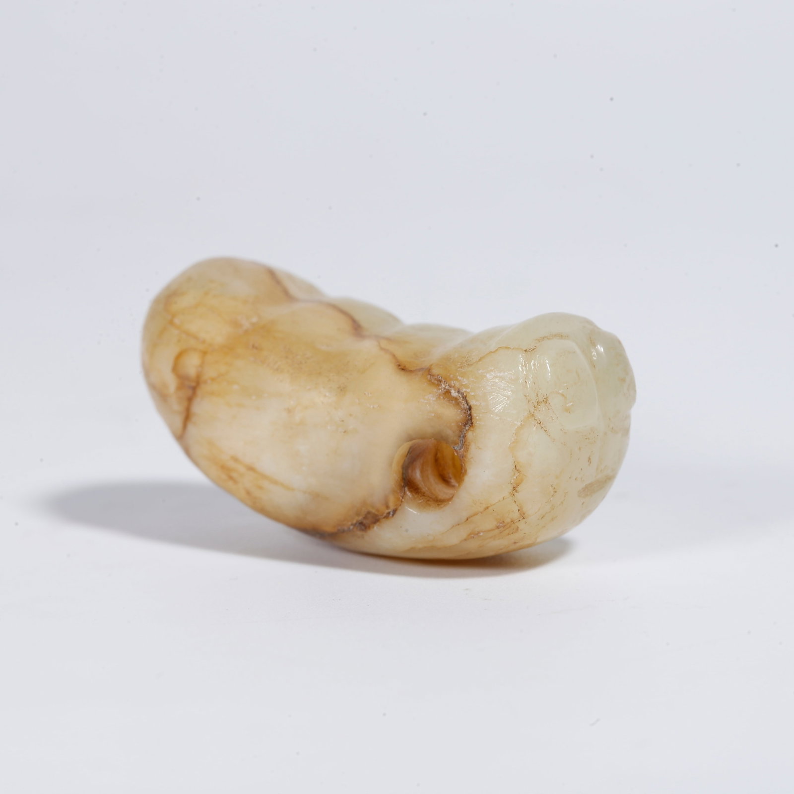 A HETIAN JADE PENDANT (1 of 9)