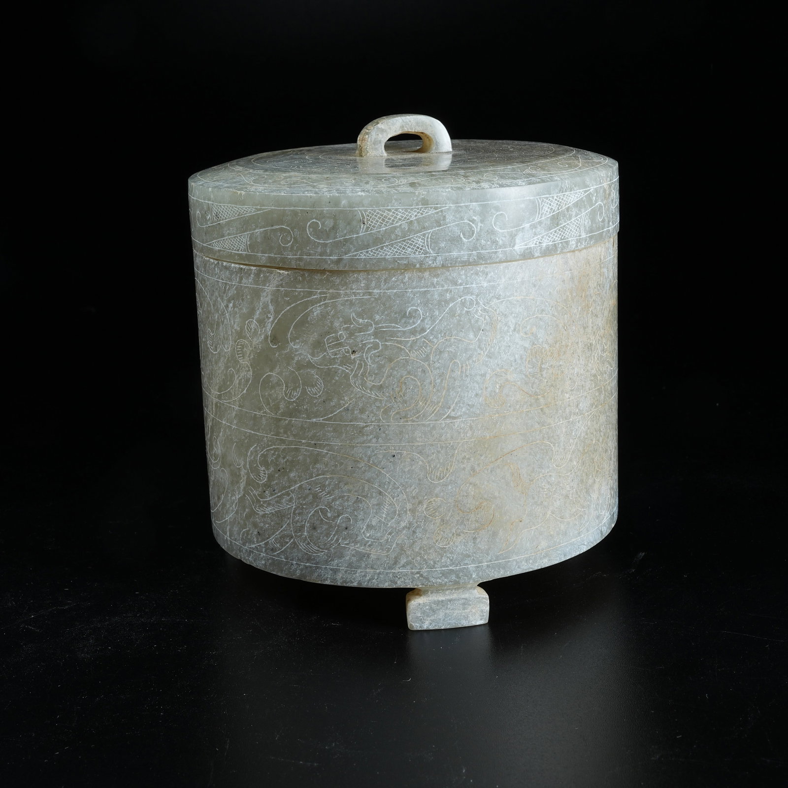 A ANCIENT JADE SLANTING CUP - 3