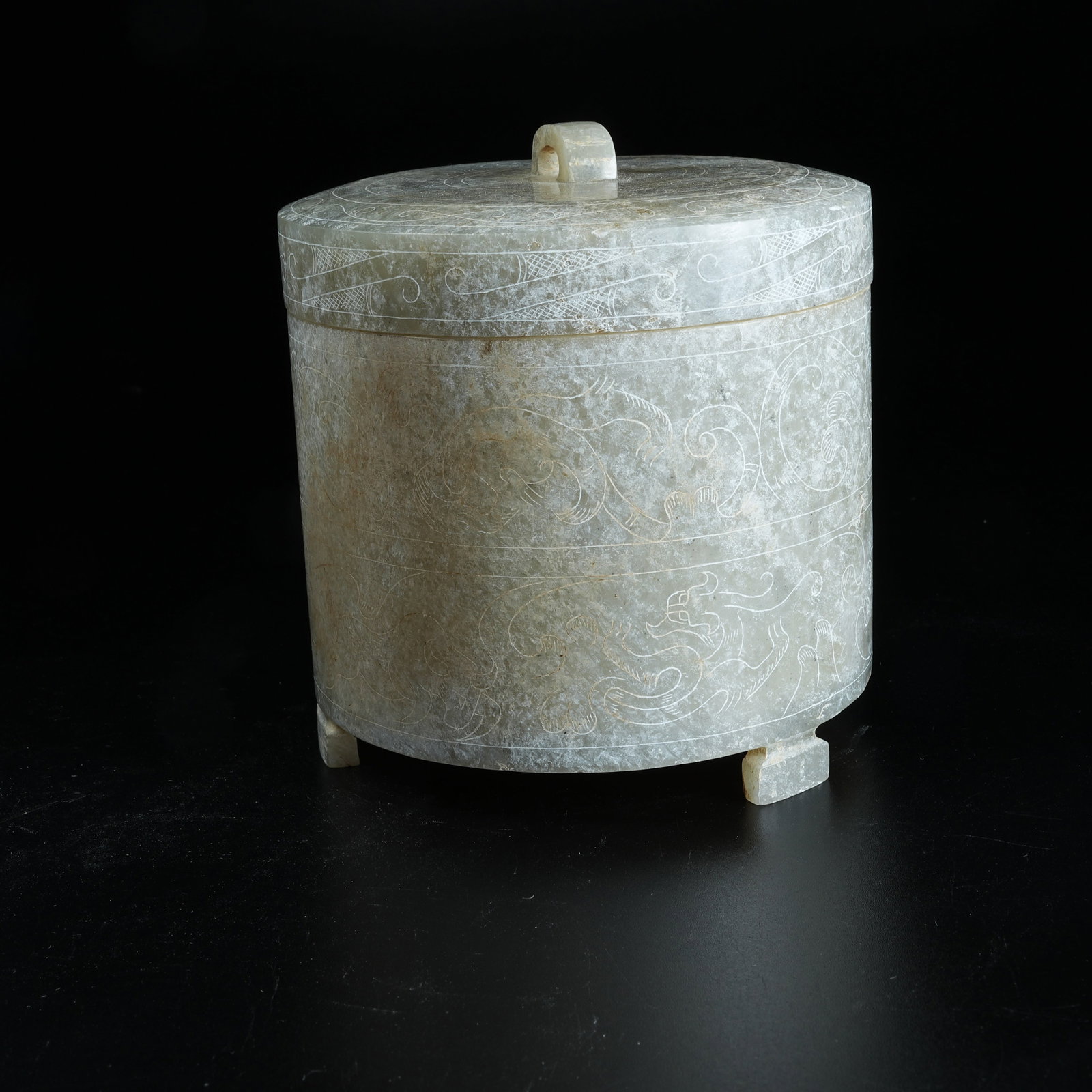 A ANCIENT JADE SLANTING CUP - 4