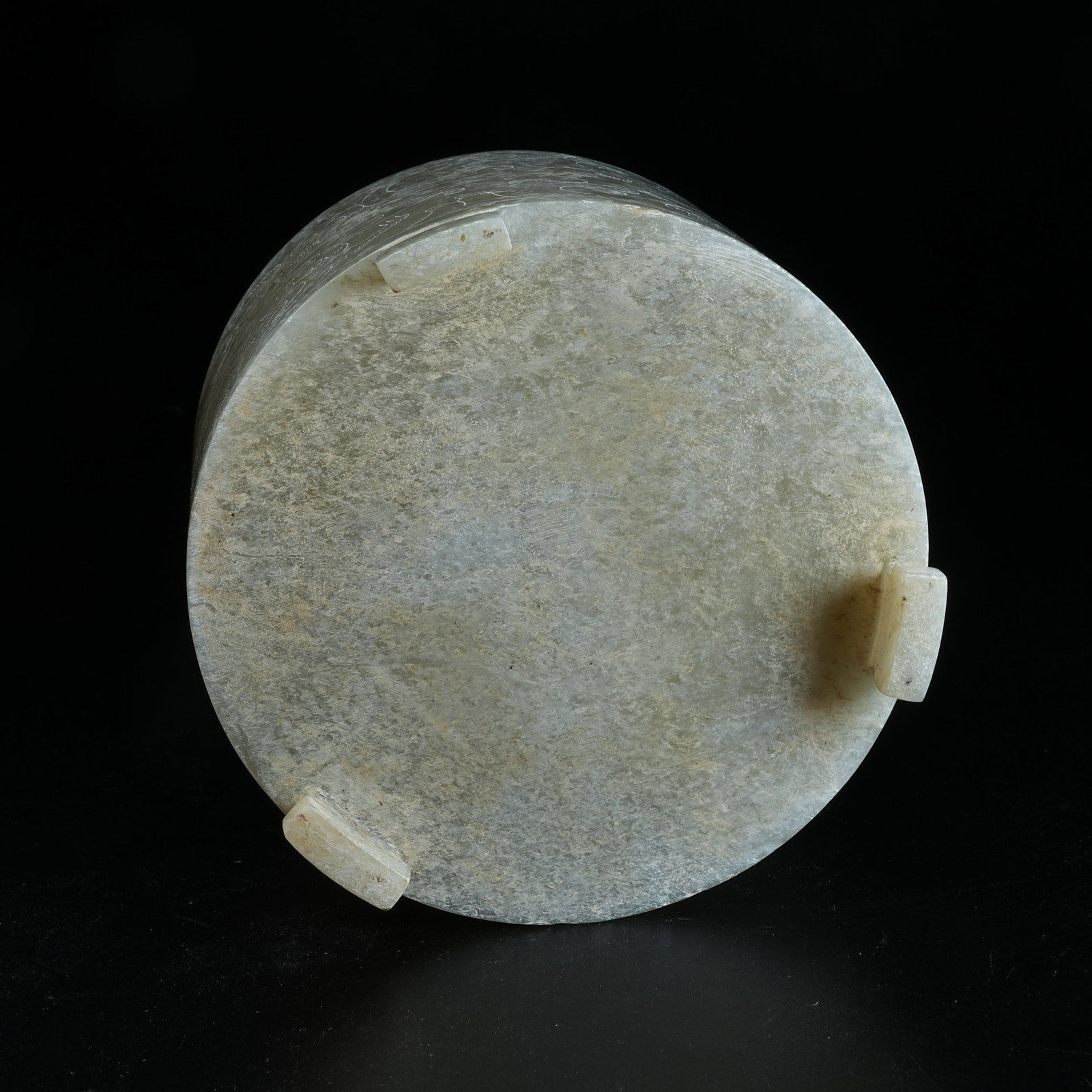 A ANCIENT JADE SLANTING CUP - 8