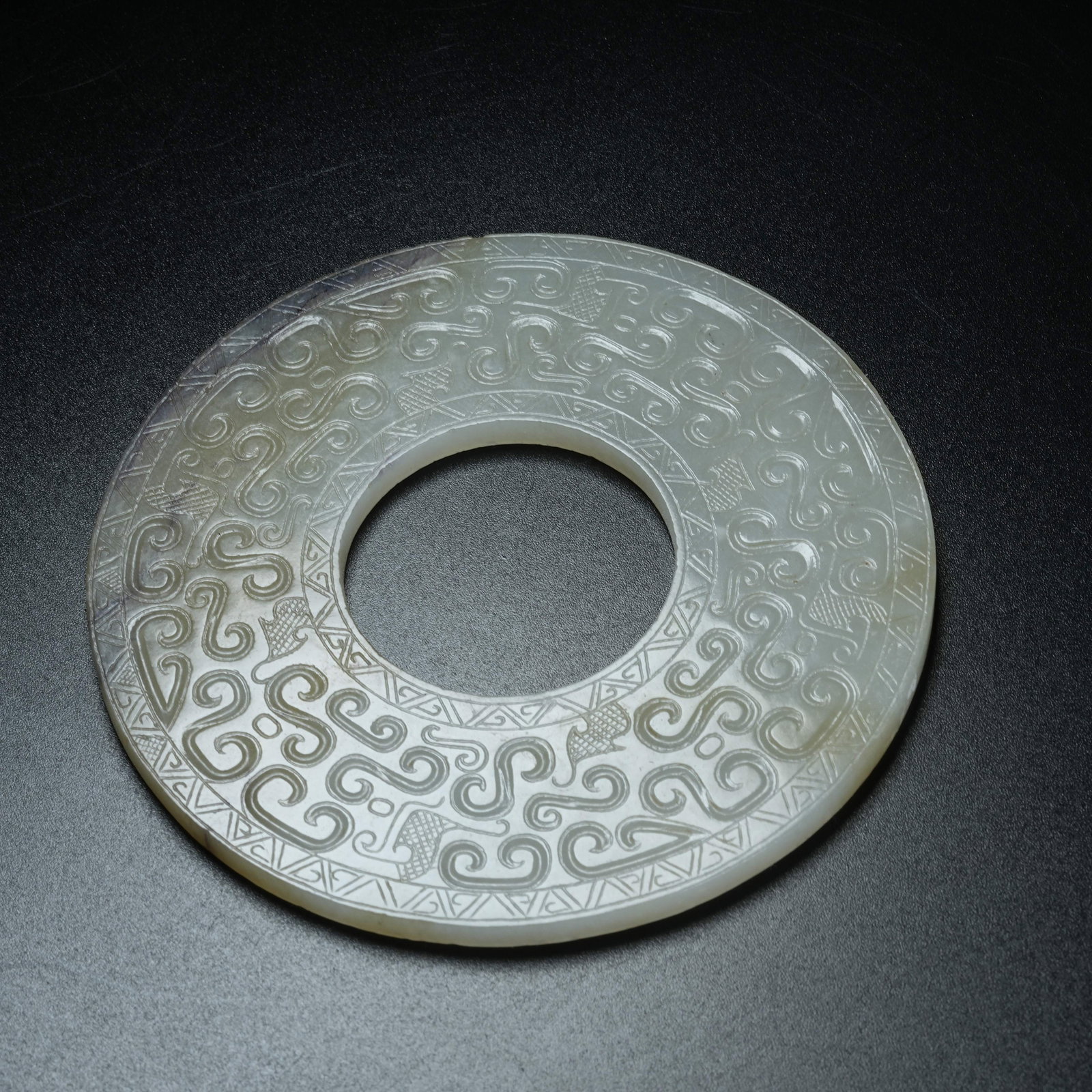 A ARCHAIC JADE BI DISC WITH HOOKED CLOUD PATTERN - 5
