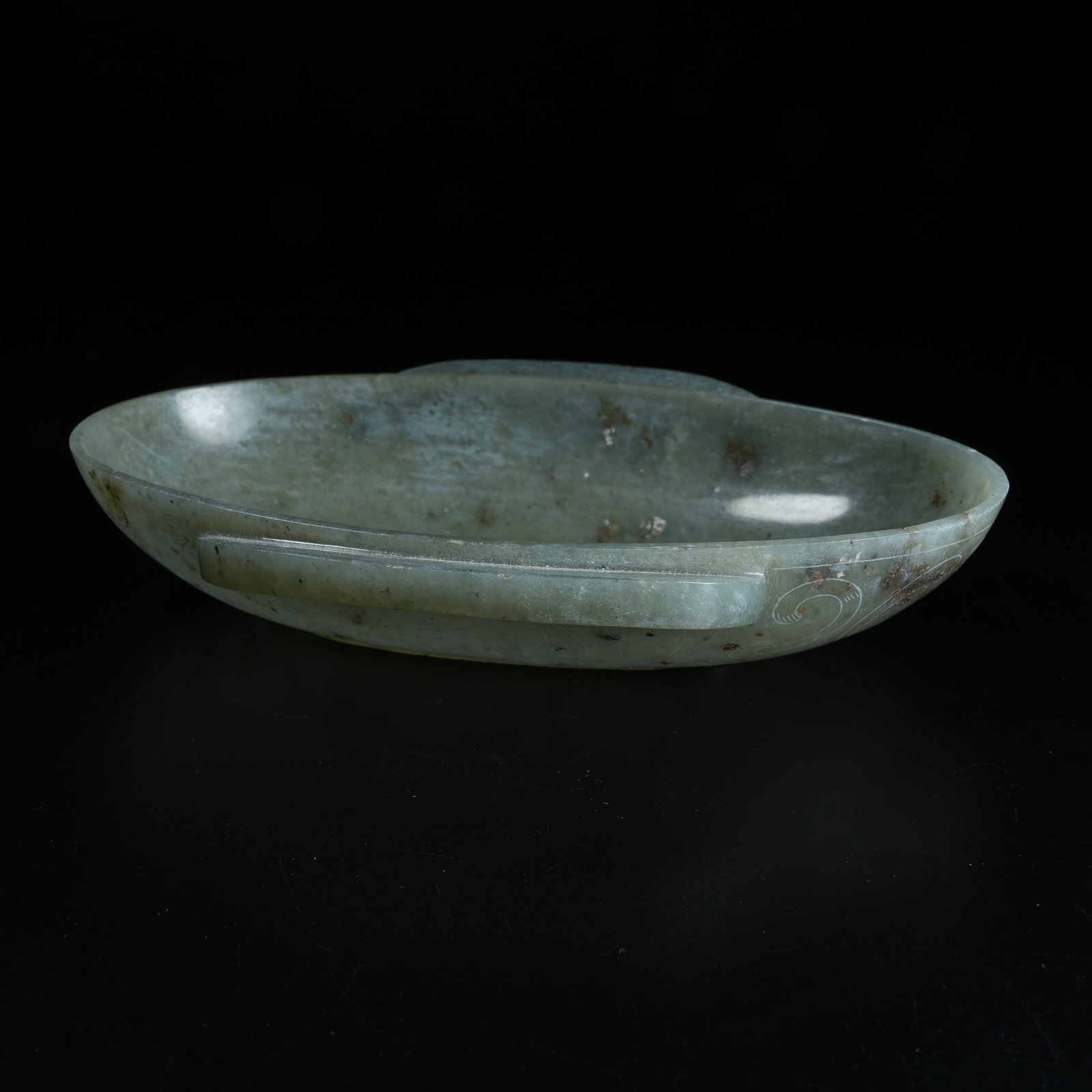 A ANCIENT JADE EAR CUP WITH BEAST PATTERNS - 3