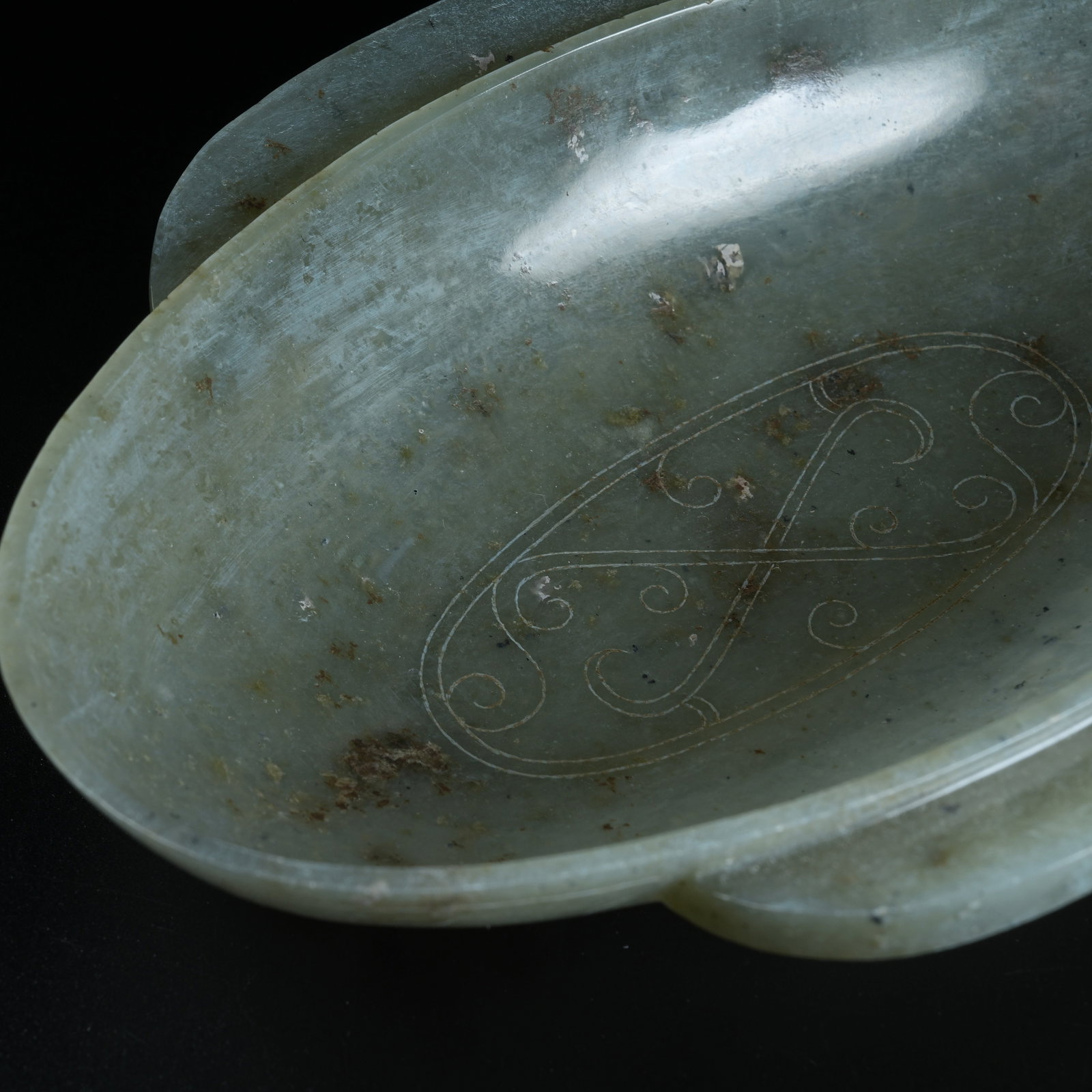 A ANCIENT JADE EAR CUP WITH BEAST PATTERNS - 5