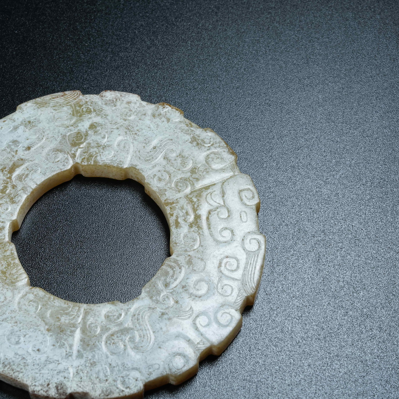 A ANCIENT JADE BI DISC WITH HOOKED CLOUD PATTERNS - 10