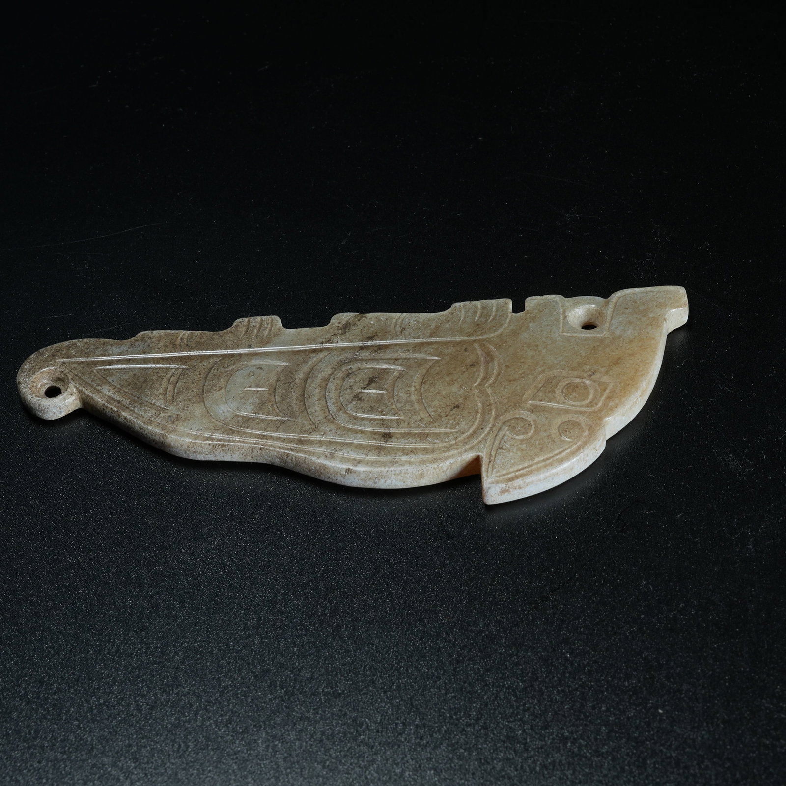 A ANCIENT JADE PENDANT WITH BEAST PATTERNS - 6