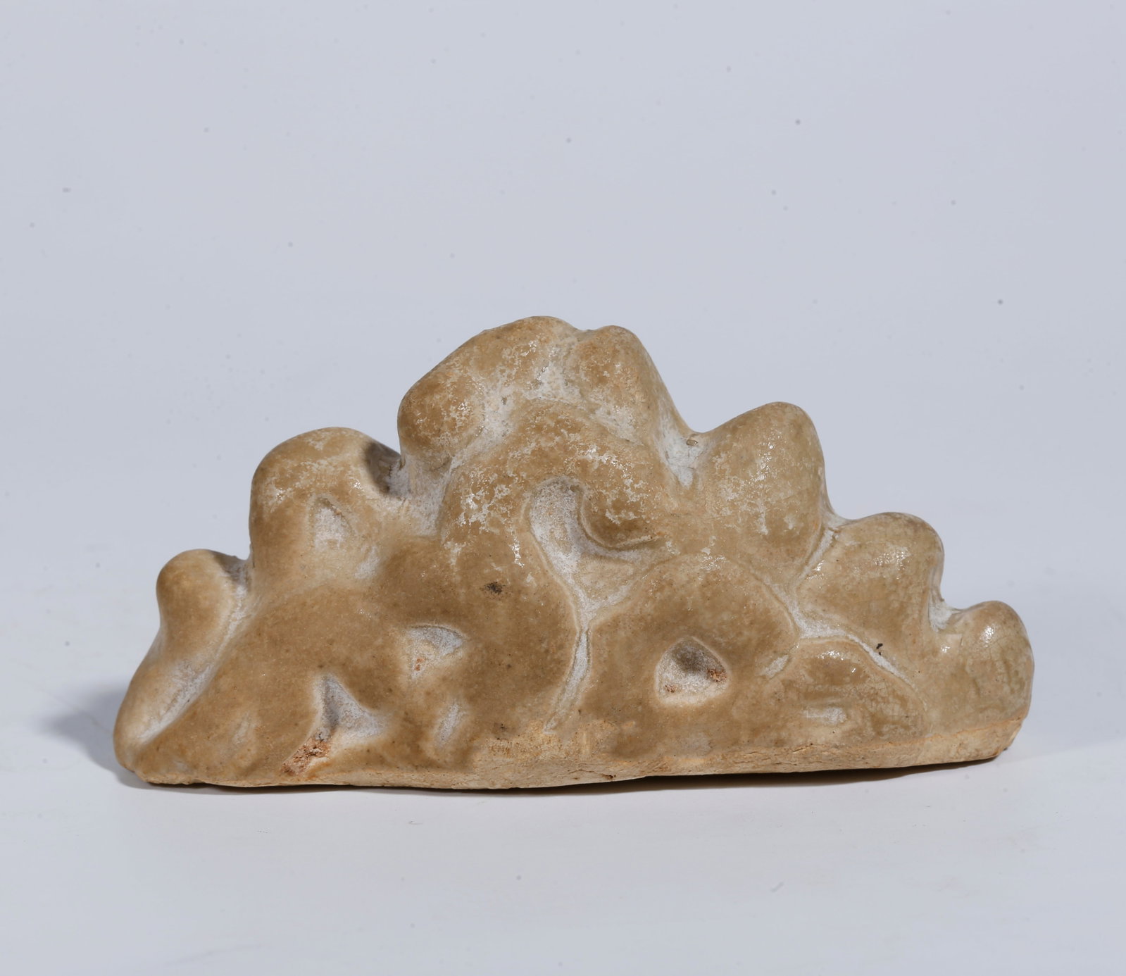 A PORCELAIN MOUNTAIN BRUSH REST (1 of 7)