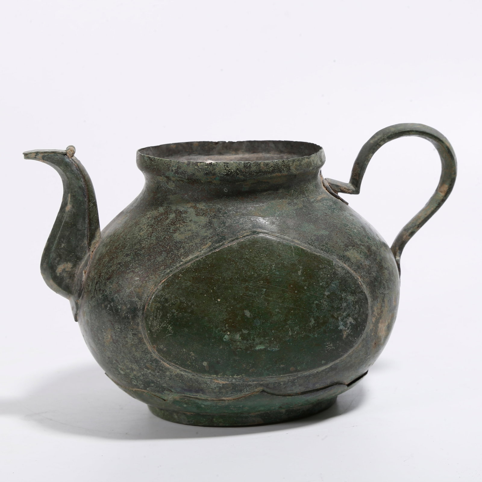 A BRONZE POT (1 of 8)