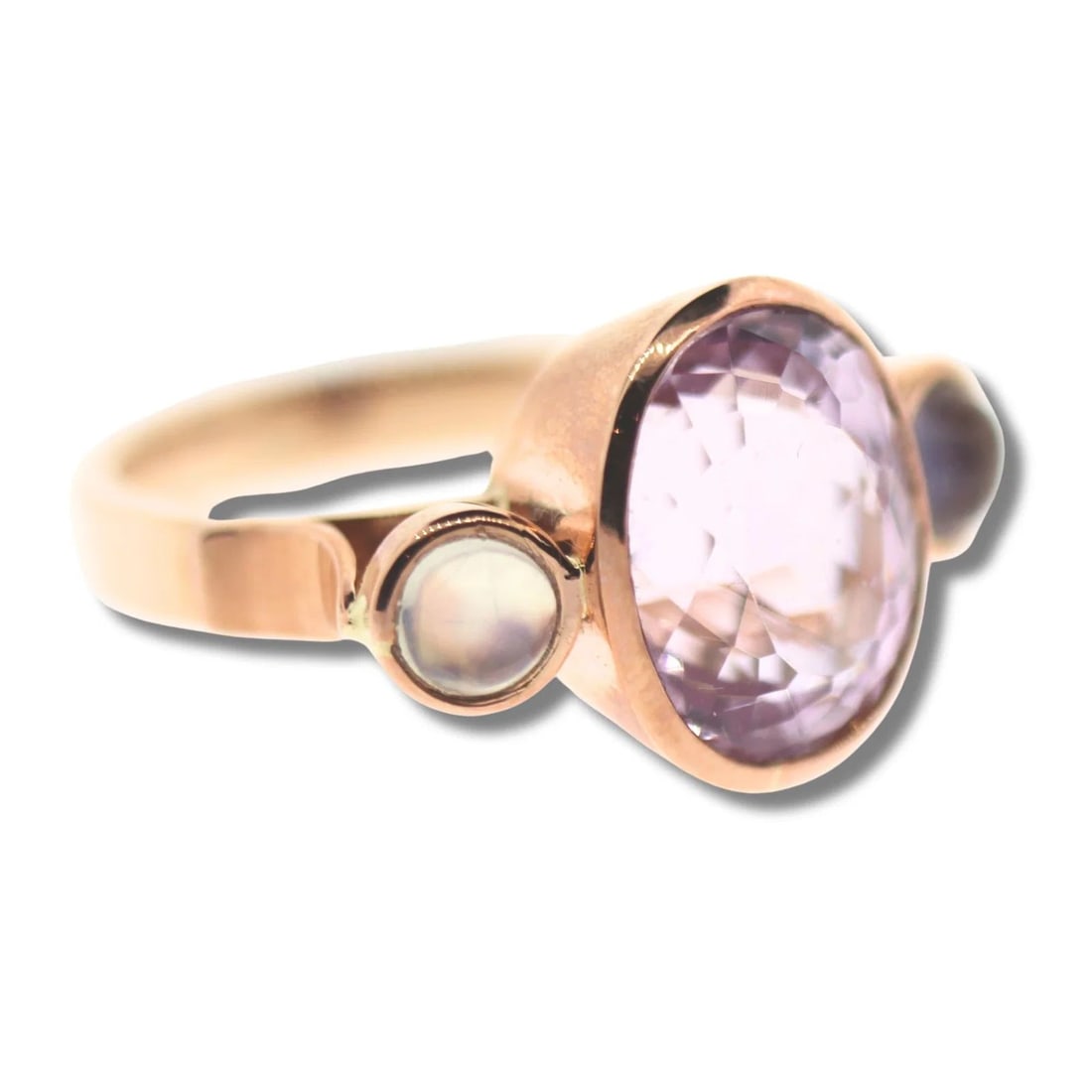 LARGE KUNZITE & MOONSTONE RING IN 9CT YELLOW GOLD: Large Kunzite & Moonstone Ring in 9ct Yellow Gold