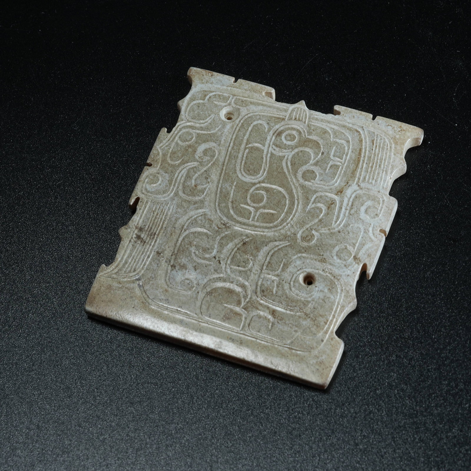 A ANCIENT JADE PENDANT WITH PHOENIX PATTERNS - 6