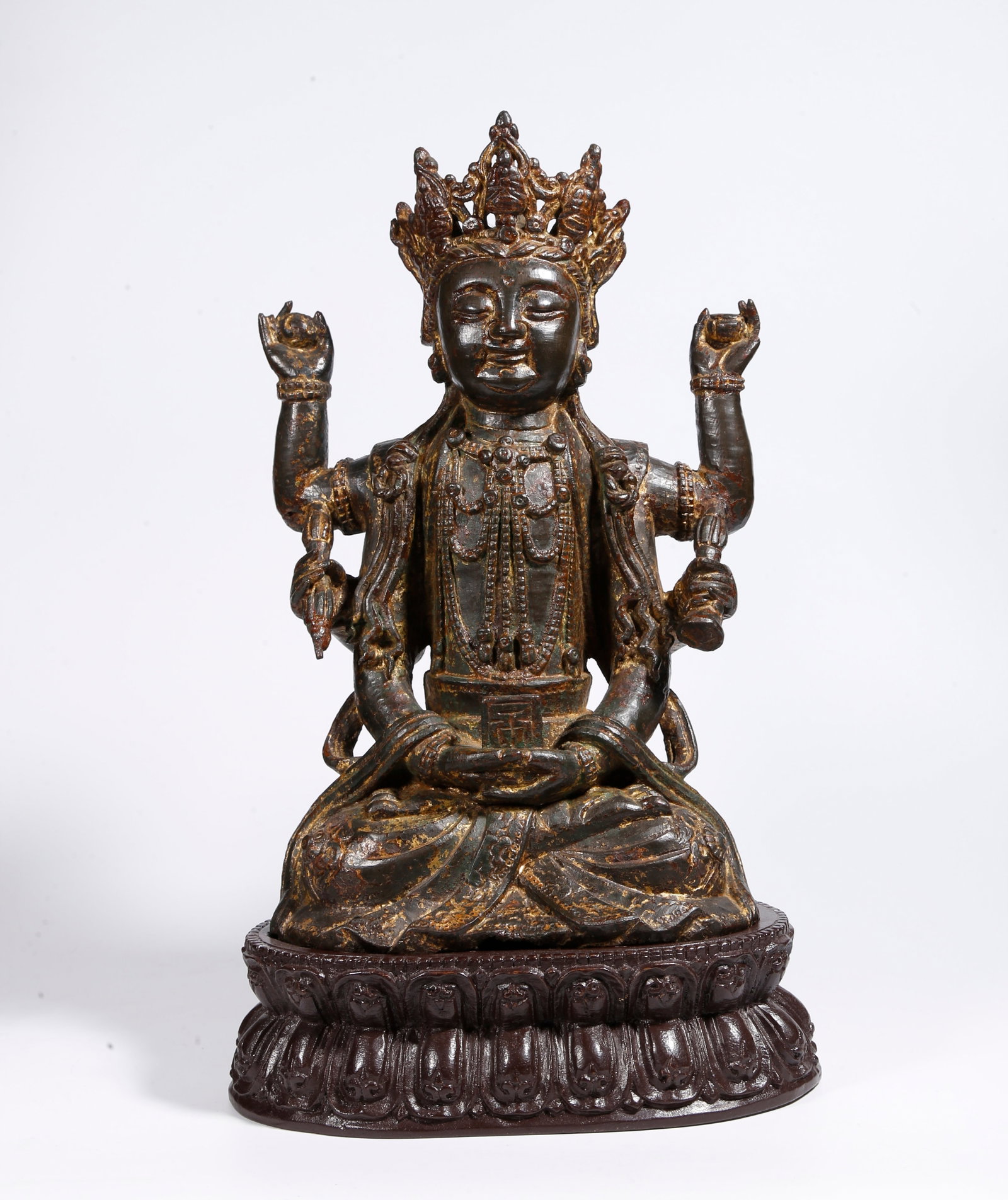 A LACQUERED GILT BRONZE SIX-ARMED BUDDHA STATUE (1 of 9)