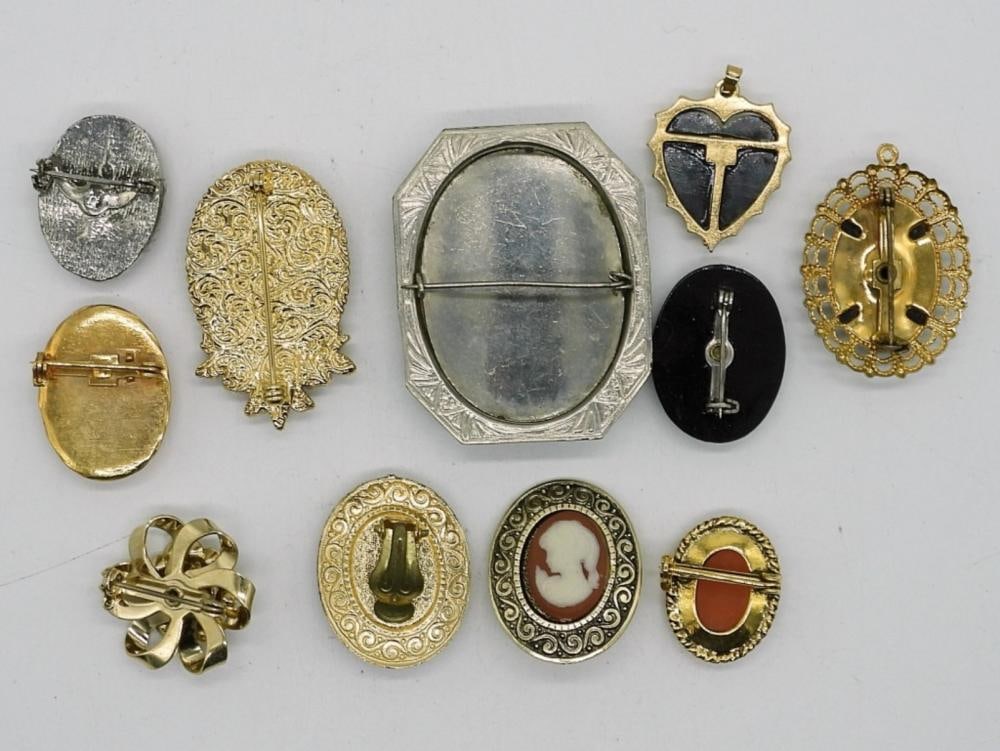 ASSORTED CAMEOS - 2