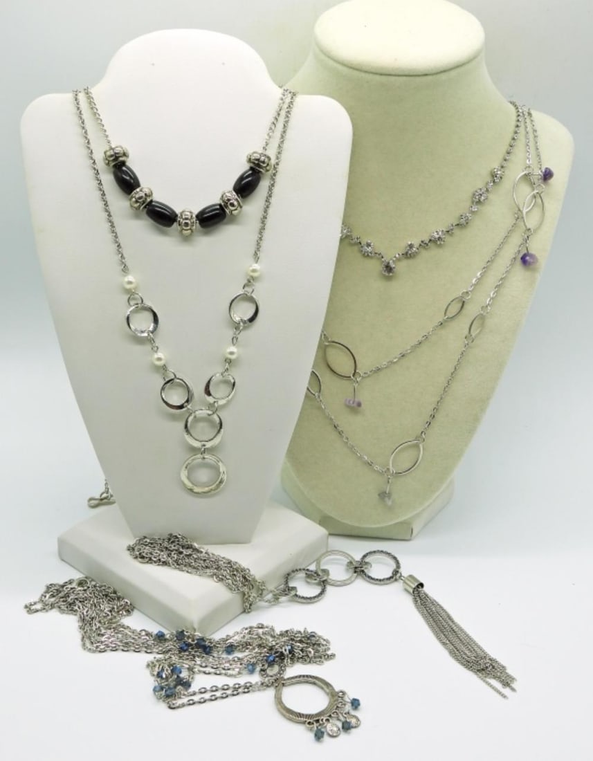 6 SILVER TONE FASHION NECKLACES: 6 SILVER TONE FASHION NECKLACES