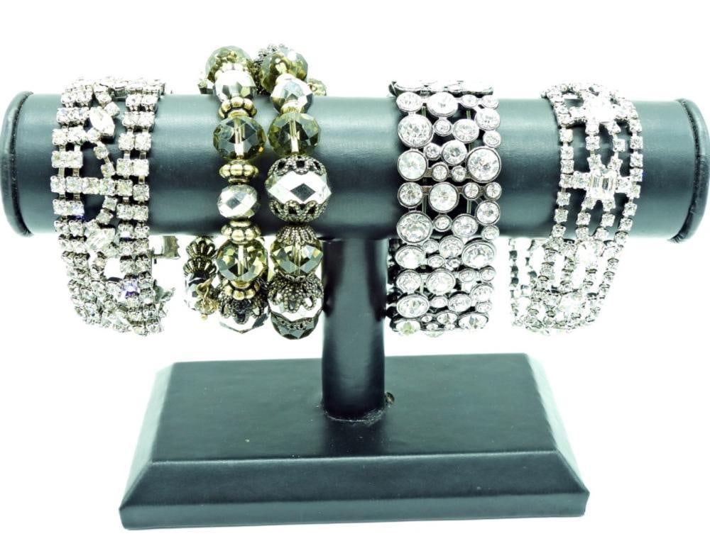 4 RHINESTONE BEADED BRACELETS: 4 RHINESTONE BEADED BRACELETS