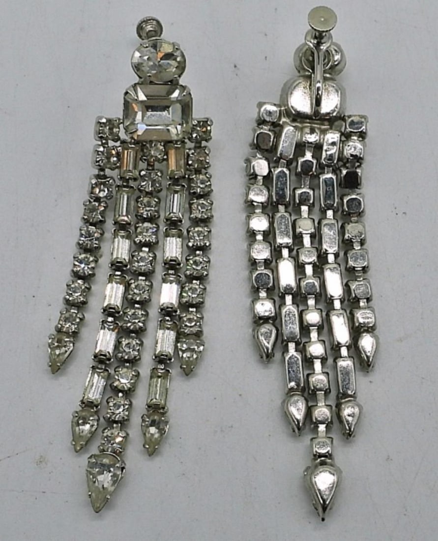 VTG WHITE RHINESTONE SET - 3