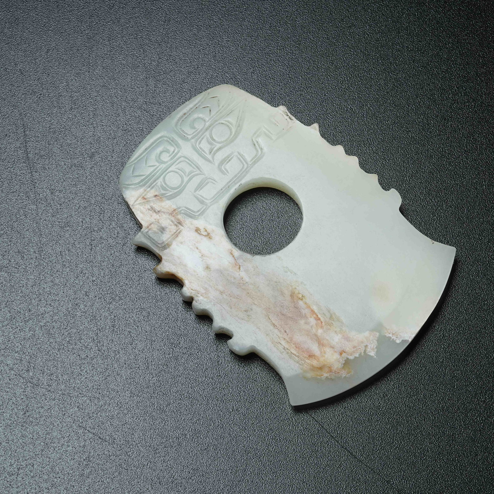 A ANCIENT JADE AXE WITH BEAST MASK PATTERN - 8