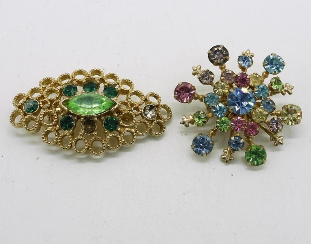 (2) VTG URANIUM GLASS BROOCHES (1 of 4)