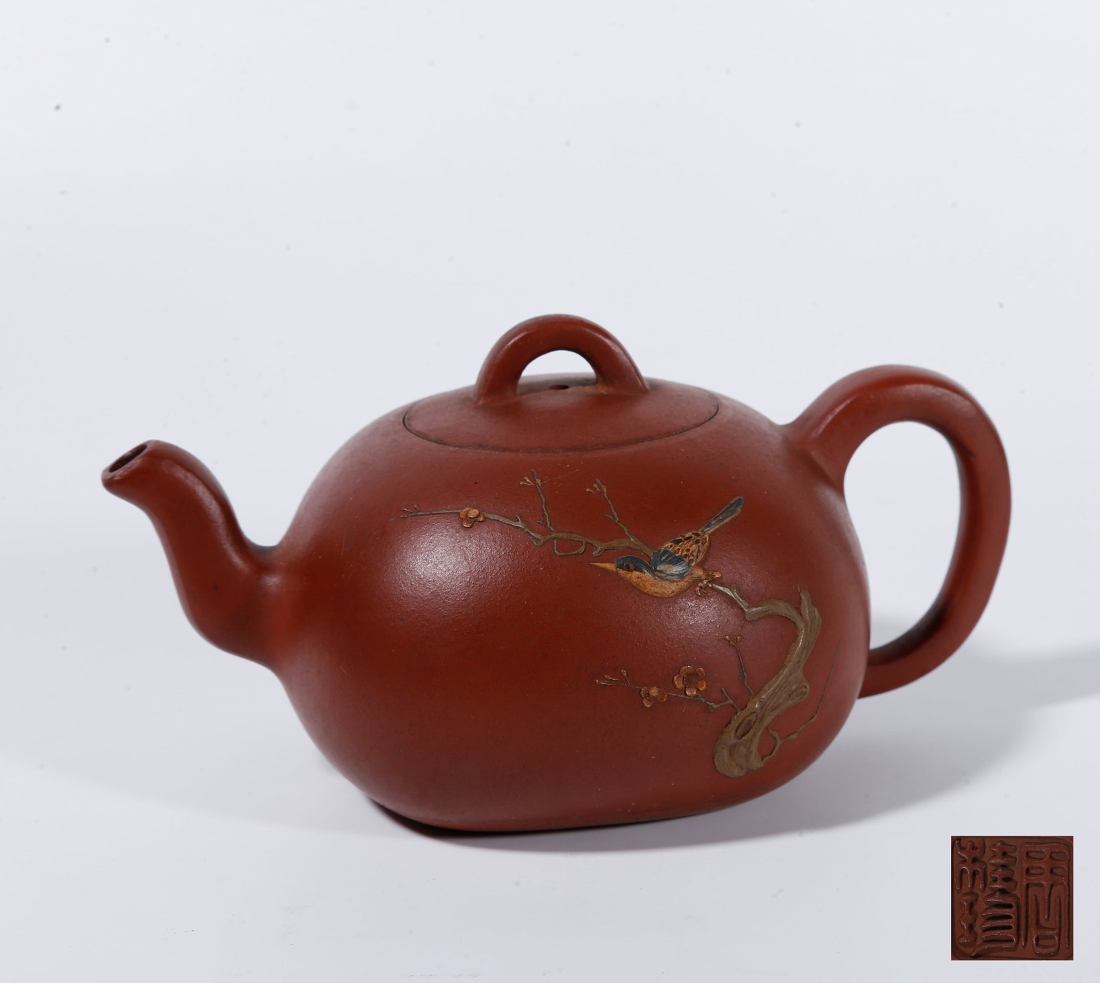 A ZISHA EWER WITH FLOWER?AND?BIRD PATTERN (1 of 9)