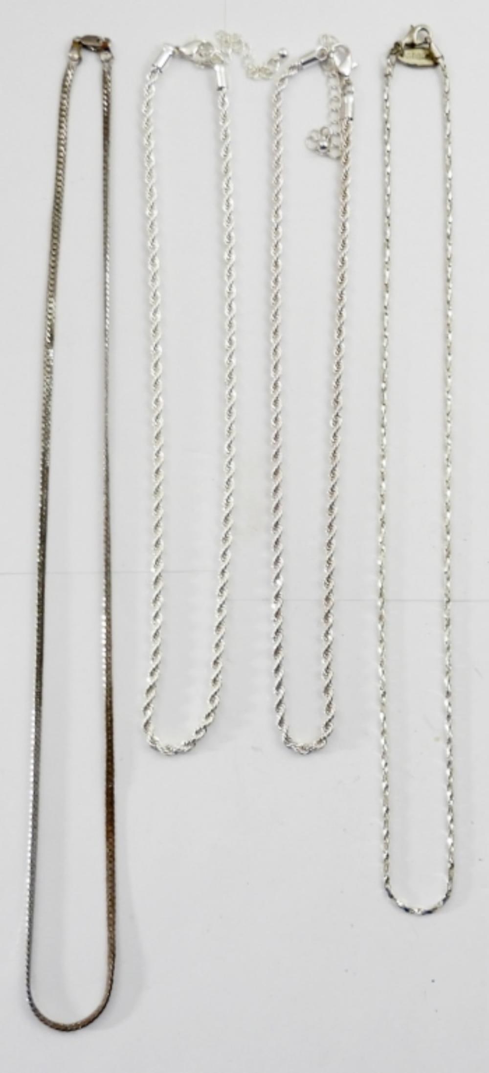 (4) CLASSIC SILVER TONE CHAINS: (4) CLASSIC SILVER TONE CHAINS