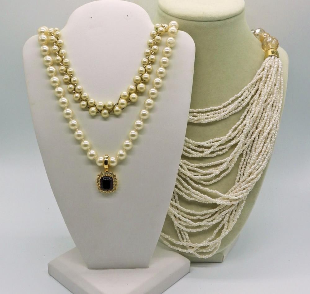3 VINTAGE FAUX PEARL NECKLACES: 3 VINTAGE FAUX PEARL NECKLACES