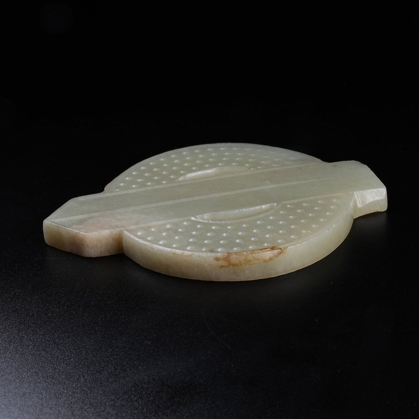A ARCHAIC JADE OPENWORK BI - 7