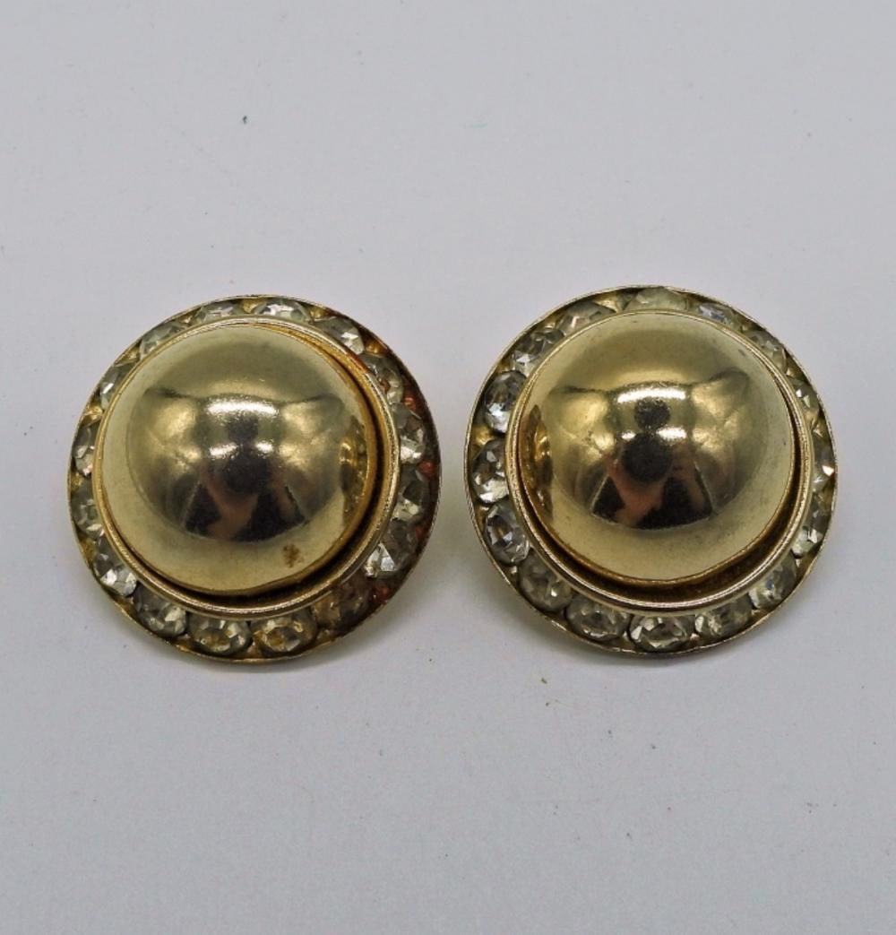 CORO CLIP ON EARRINGS: CORO CLIP ON EARRINGS