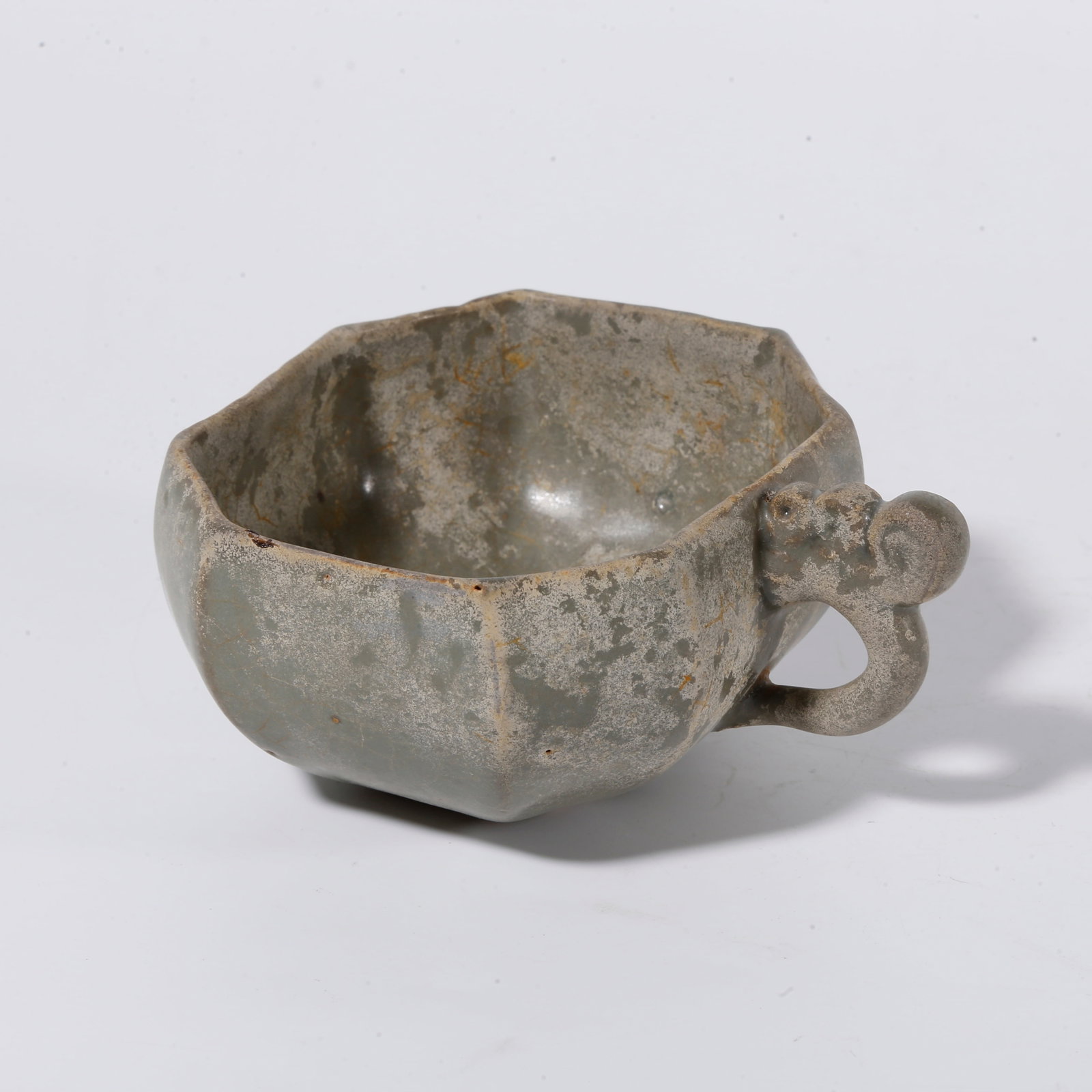 A JUN KILN HANDLED CUP (1 of 9)