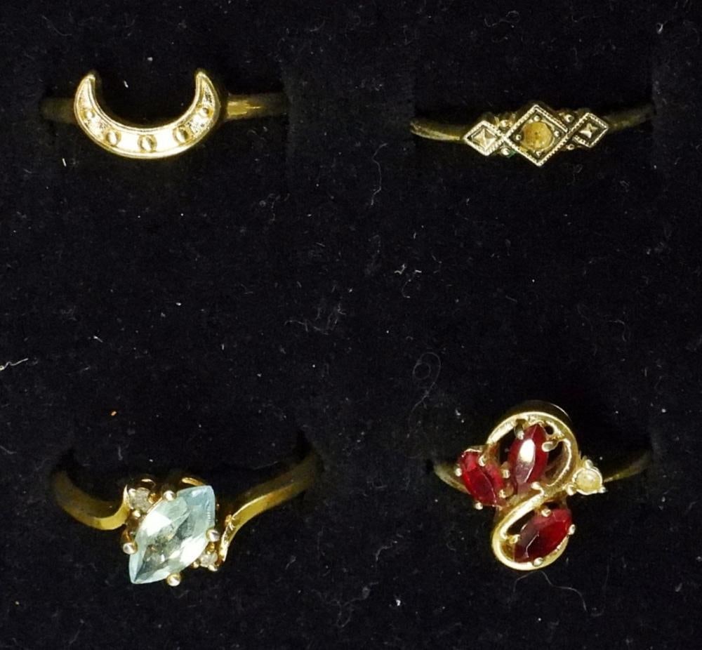 4 GOLD TONE GEMSTONE RINGS (1 of 2)