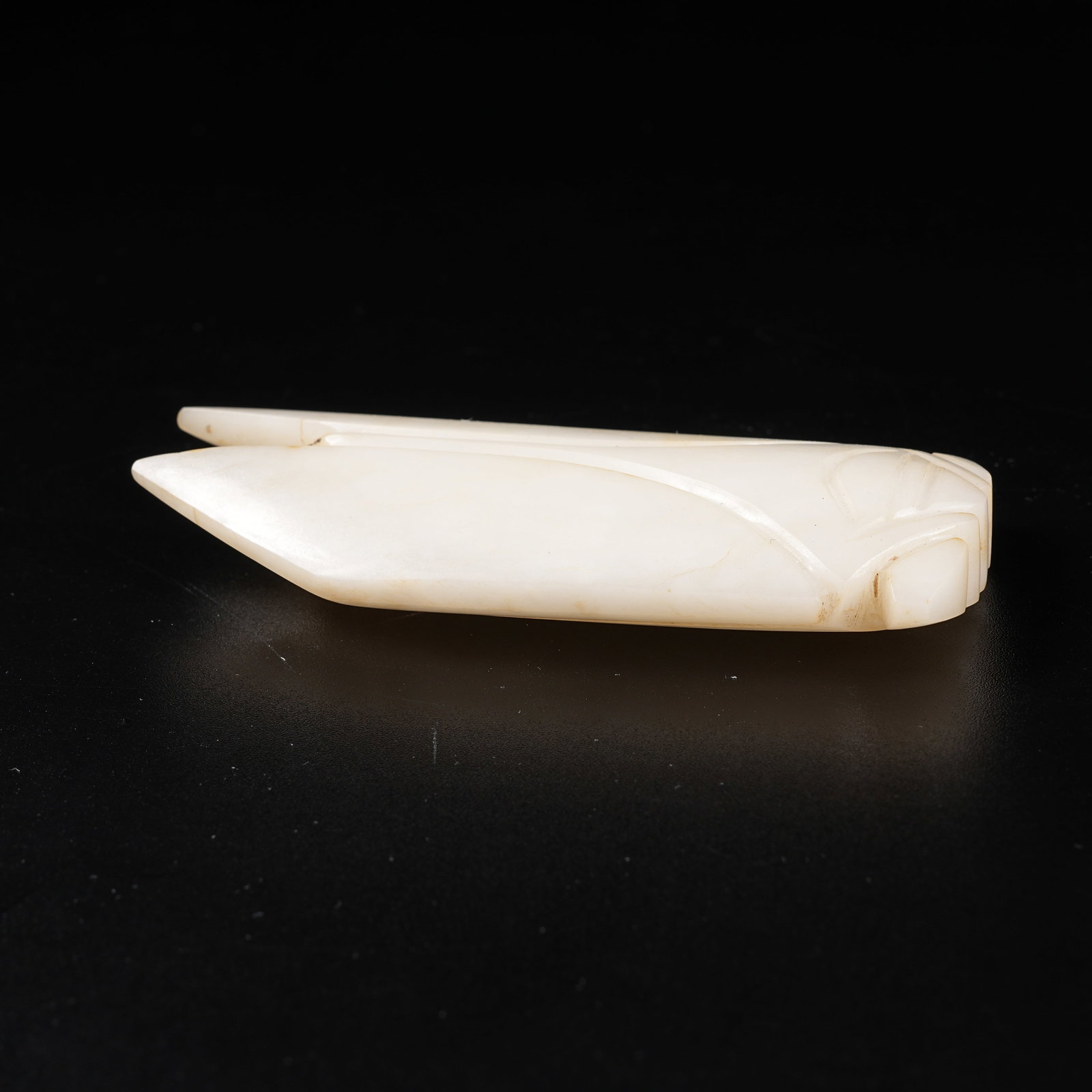 A HETIAN JADE CICADA - 3