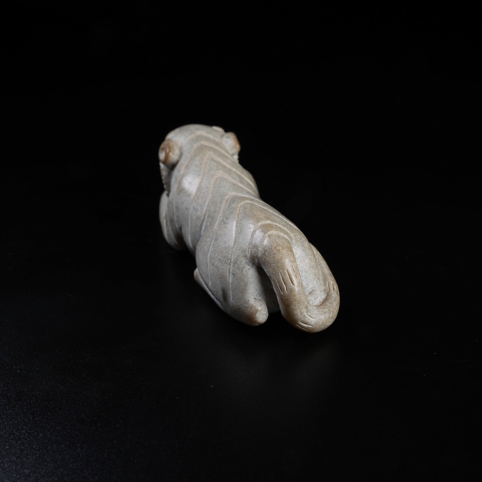 A ARCHAIC JADE TIGER - 4