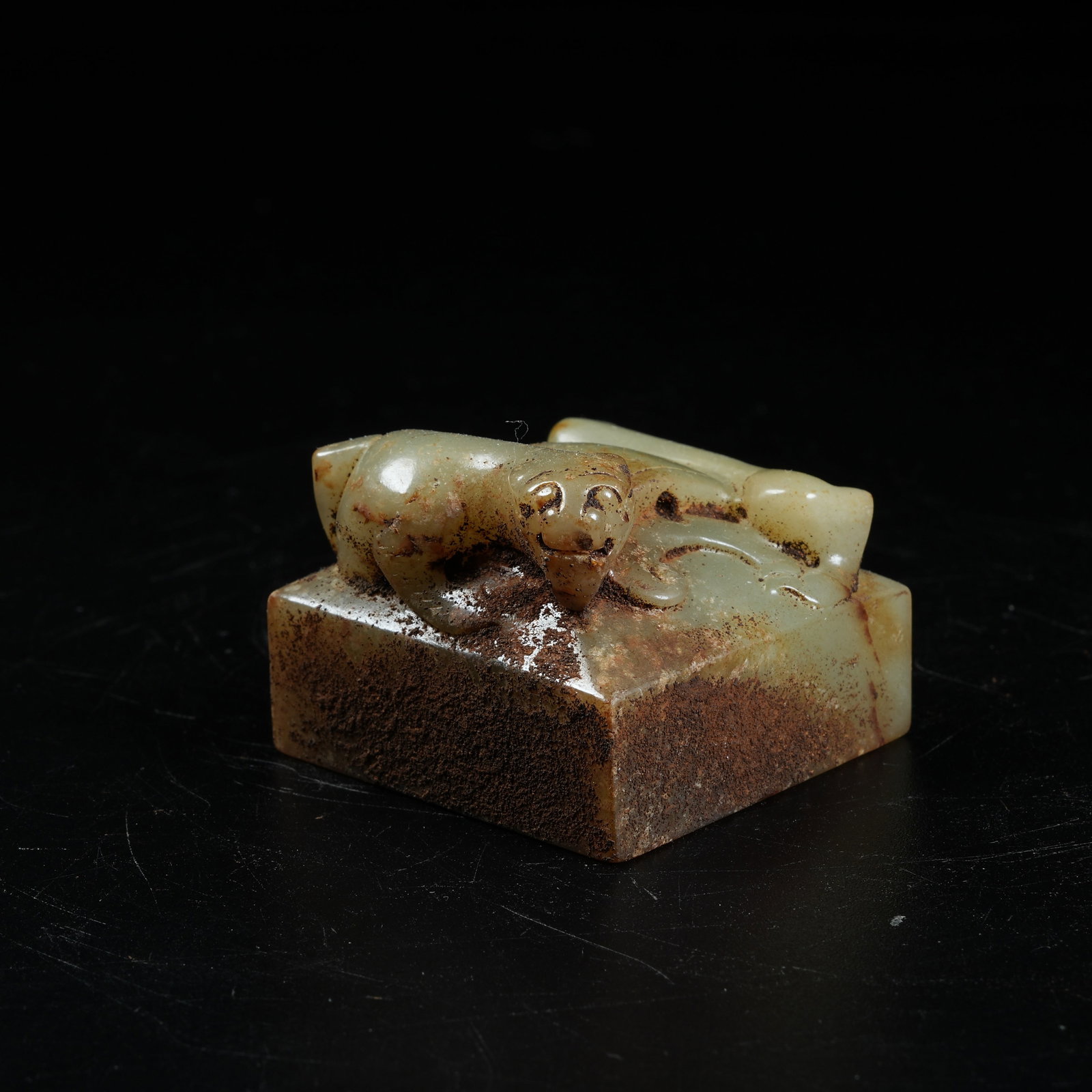A ANCIENT JADE SEAL WITH CHI DRAGON KNOB: Ancient Jade Seal with Chi Dragon Knob