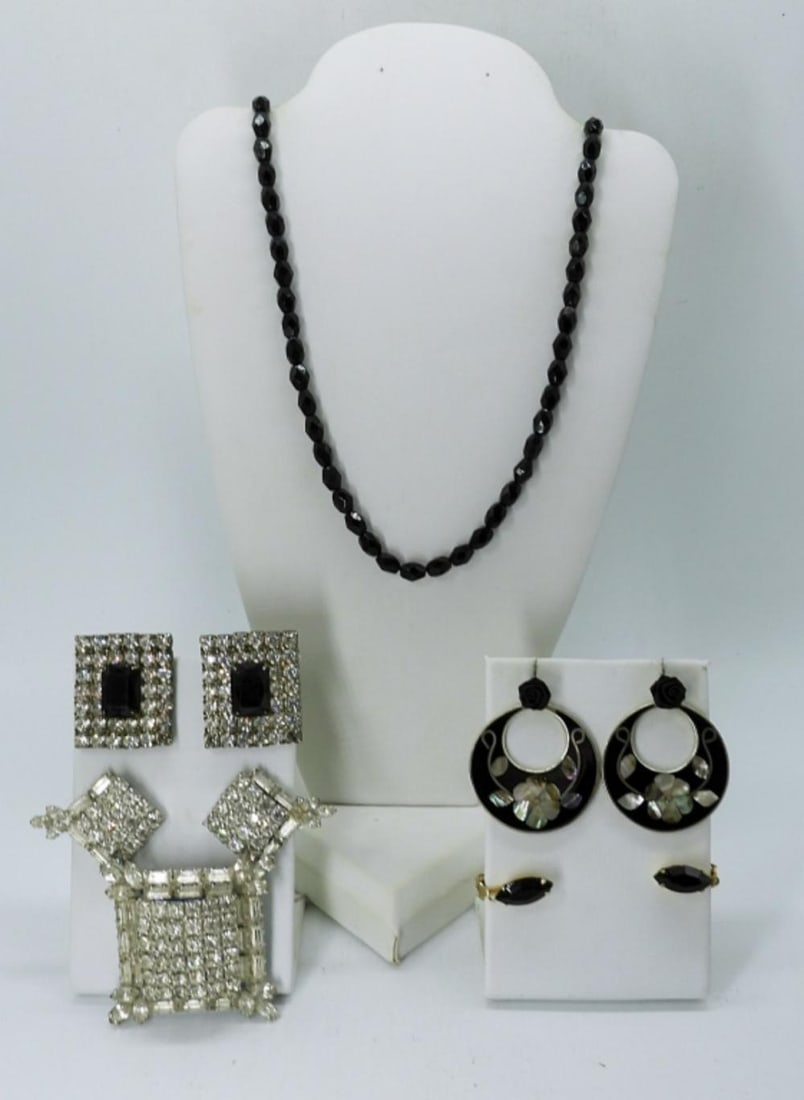 BLACK & WHITE RHINESTONE SETS & MORE: BLACK & WHITE RHINESTONE SETS & MORE
