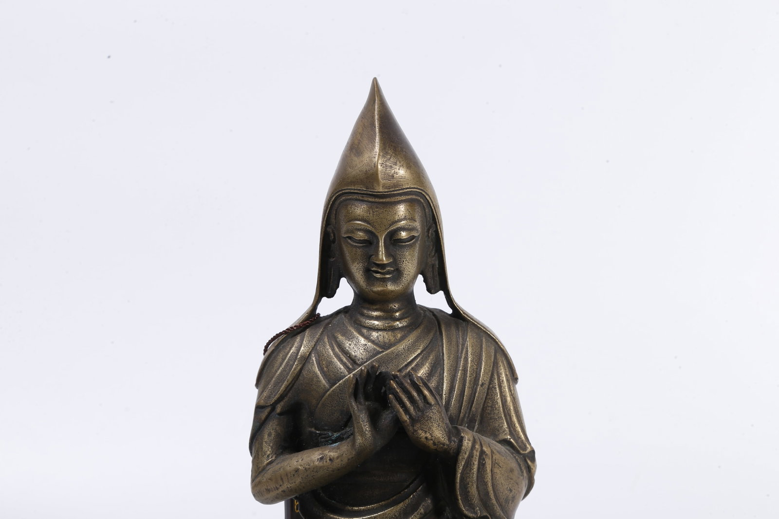 A BRONZE LAMA MASTER STATUE - 2