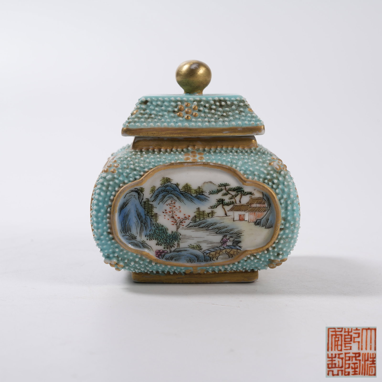 A FAMILLE ROSE COVERED CENSER WITH LANDSCAPE AND PAVILION PATTERN: Famille Rose Covered Censer with Landscape and Pavilion Pattern