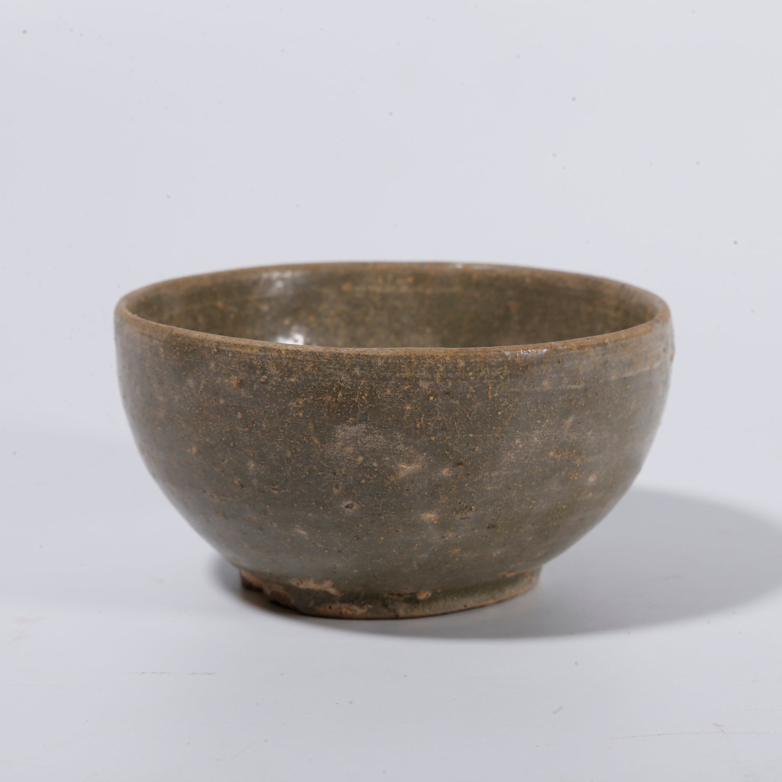 A YUE?KILN CUP: Yue?kiln cup