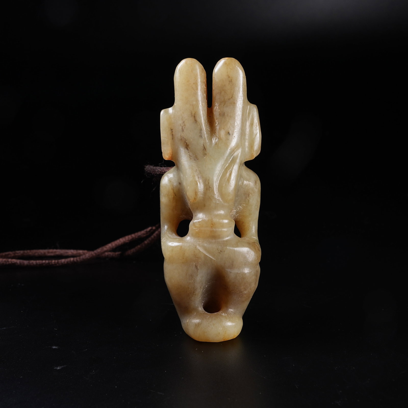 A ARCHAIC JADE SUN GOD PENDANT: Archaic Jade Sun God Pendant