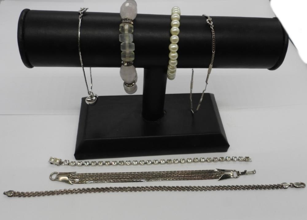 (7) SILVER TONE BRACELET LOT: (7) SILVER TONE BRACELET LOT